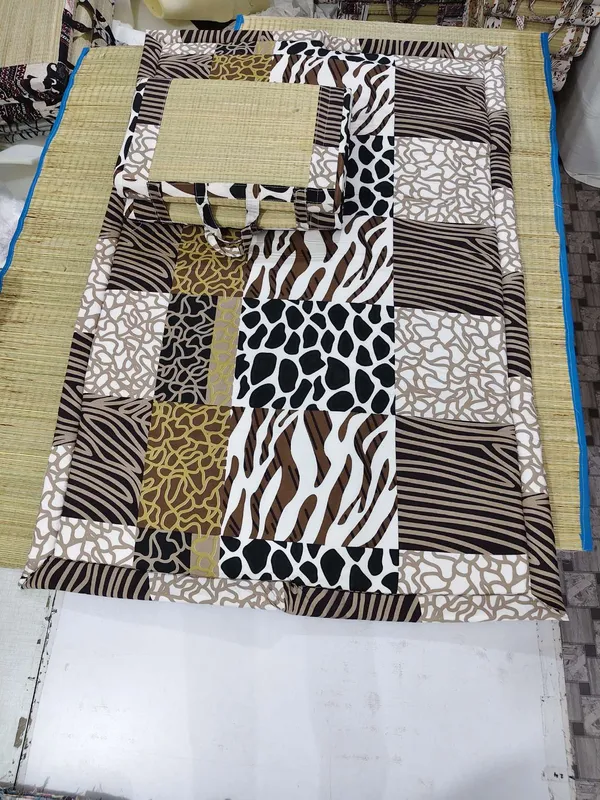 Multicolour_Corai_Grass_Cotton_&_Polyester_Mat_For_Sleeping_For_Yoga