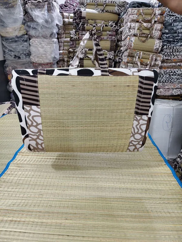Beige_Corai_Grass_Cotton_&_Polyester_Foldebal_Mat