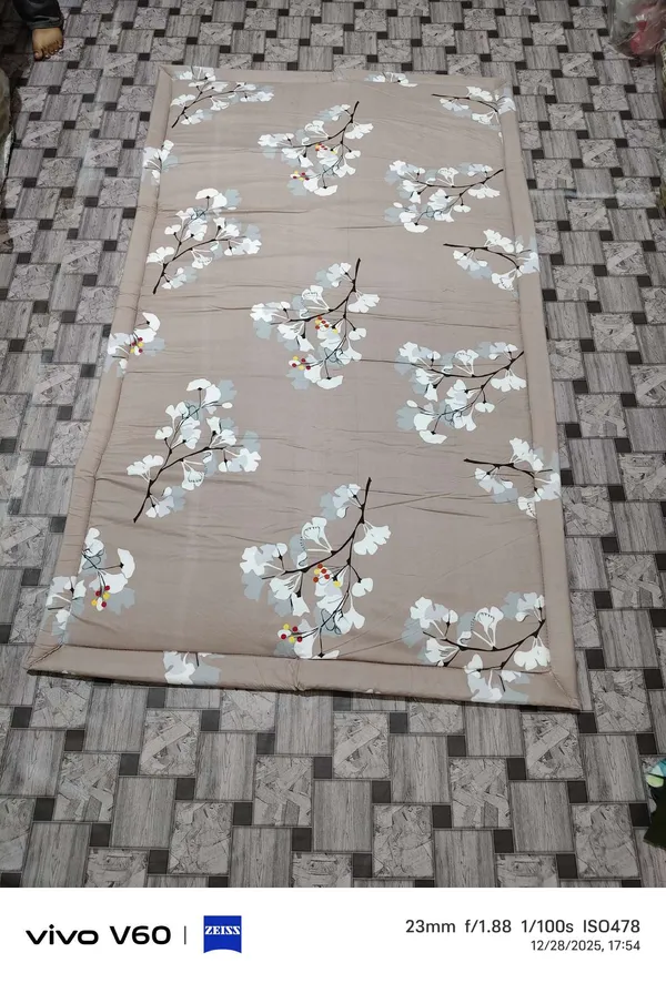 Multicolour_Corai_Grass_Cotton_&_Polyester_Mat_For_Prayer_Or_Meditation