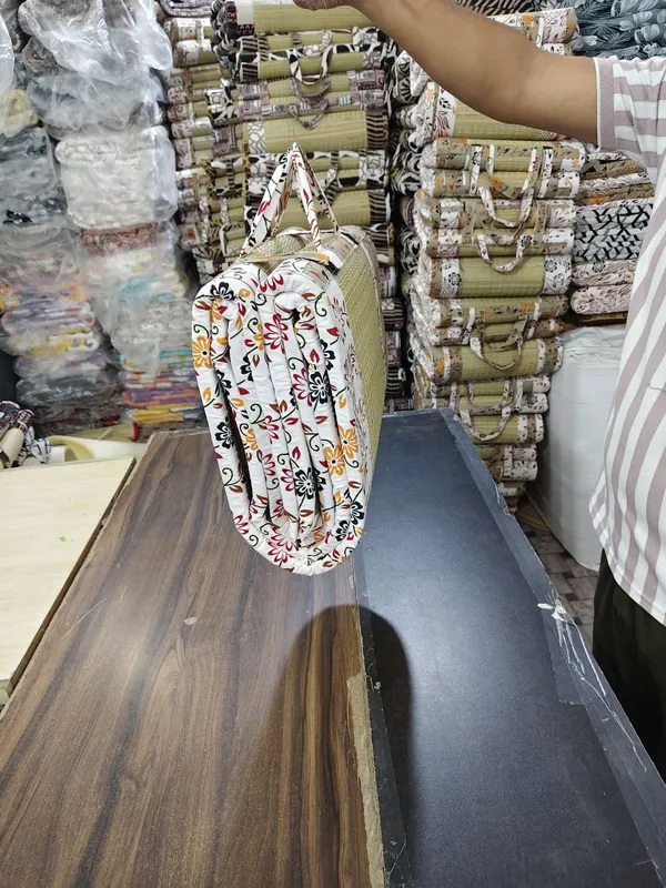 Multicolour_Corai_Grass_Cotton_&_Polyester_Foldebal_Mat