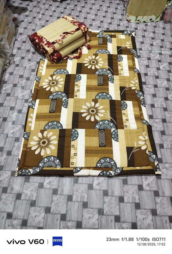Multicolour_Corai_Grass_Cotton_&_Polyester_Bedding_Set_For_Home