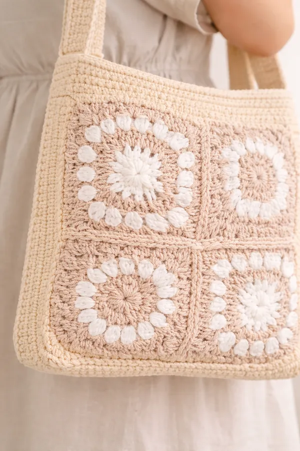 Natural_Meadow_Crochet_Shoulder_Bag_For_Women