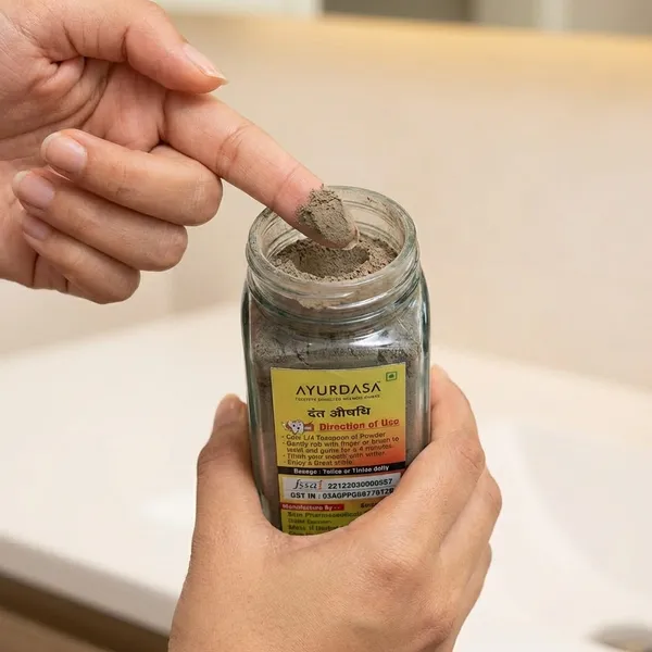 Dant_Aushadhi_And_Holistic_Herbal_Tooth_Powder_For_Oral_Care