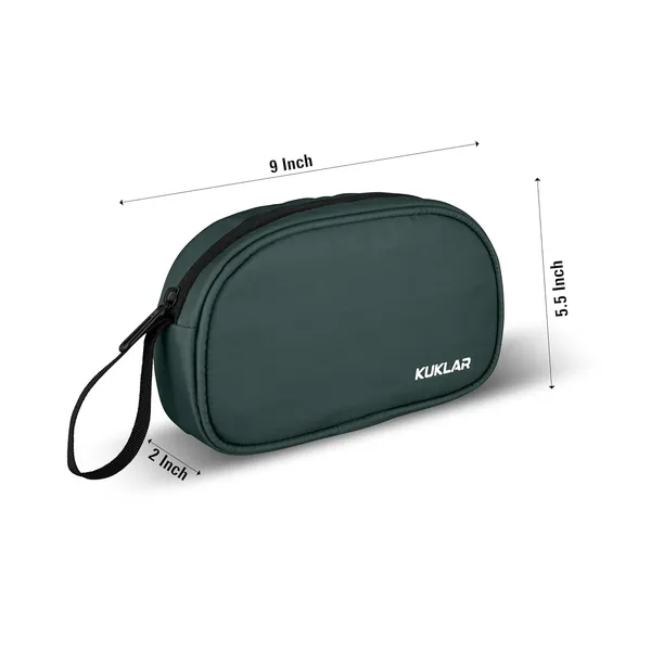 Green_Polyester_Travel_Pouch_For_Storing_Travel_Essentials