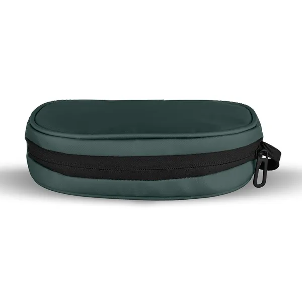 Green_Polyester_Travel_Pouch_For_Storing_Travel_Essentials