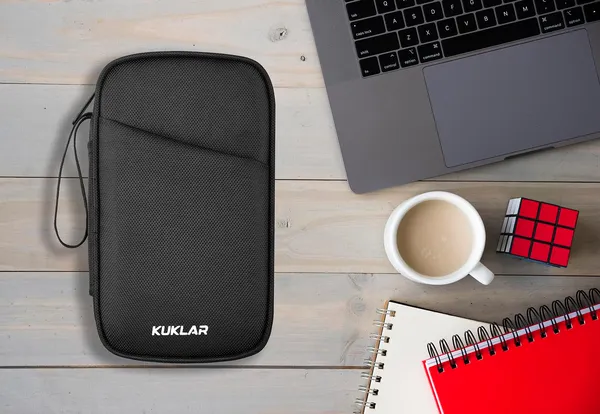 Black_Polyester_Organizer_Pouch_For_Organizing_Travel_Accessories
