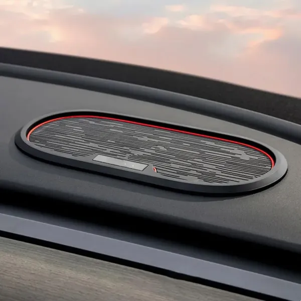 Black_And_Red_Rubber_Dashboard_Anti_Slip_Mat