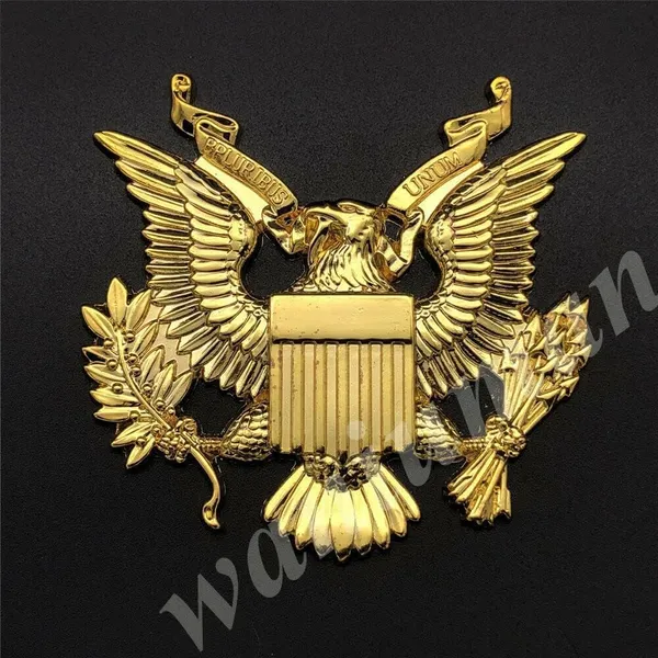 Gold_Vinyl_Car_Emblem_Badge