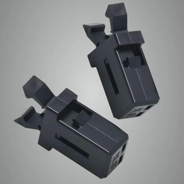 Black_Metal_Charging_Lock