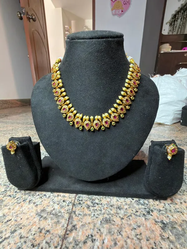 Gold_Alloy_Kundan_Stone_Necklace_Set_For_Women