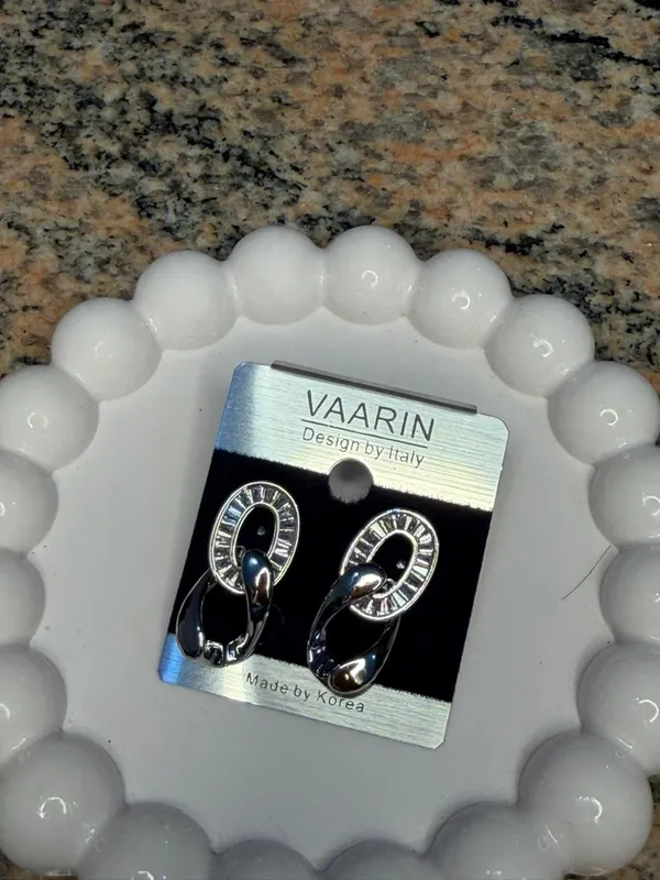 White_Alloy_Drop_Earrings_For_Women