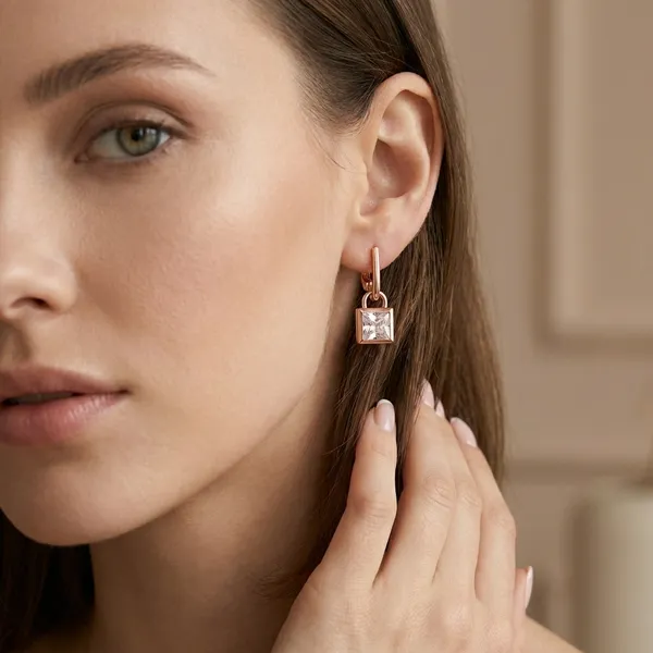 Pack_Of_2_Gold_Alloy_Crystal_Drop_Earrings_For_Women