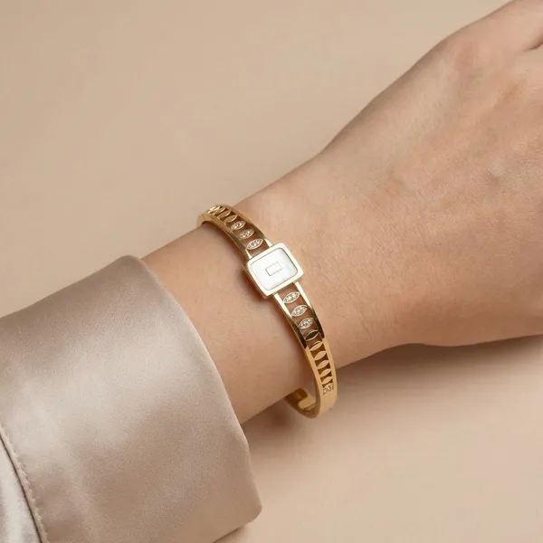 Gold_Beads_Fabric_Bracelet_For_Women