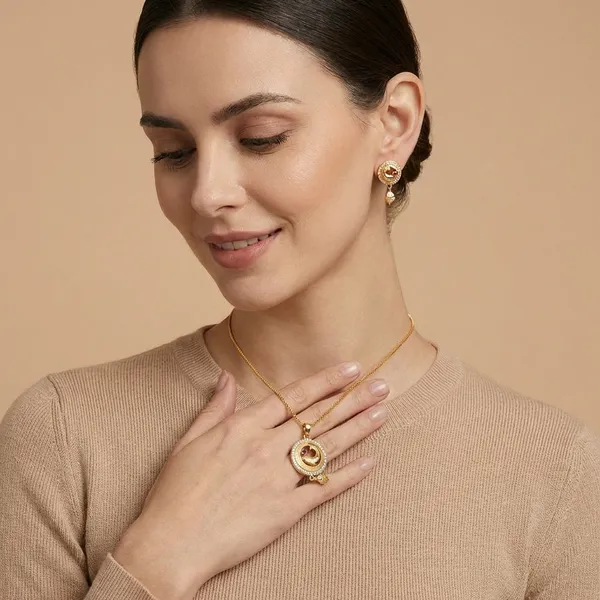Gold_Alloy_Crystal_Necklace_Set_For_Women
