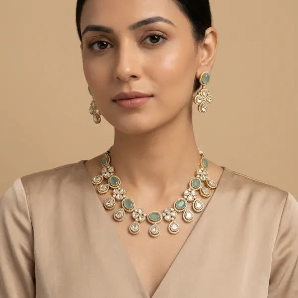 Multicolor_Alloy_Kundan_Stone_Necklace_Set_For_Women