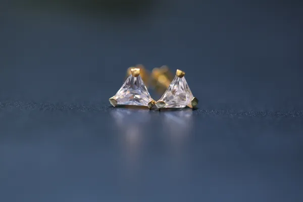 Crystal_Gold_Plated_Stud_Earrings_For_Women
