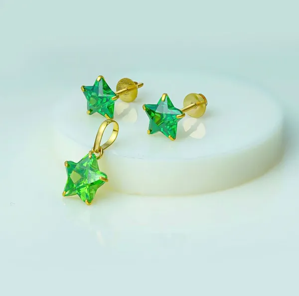 Green_Gold_Plated_Pendant_And_Earring_Set_For_Women