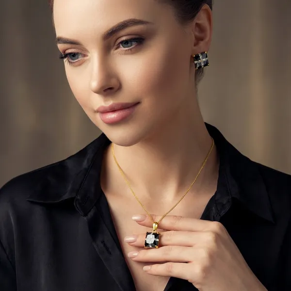Blue_Gold_Plated_Pendant_And_Earring_Set_For_Women