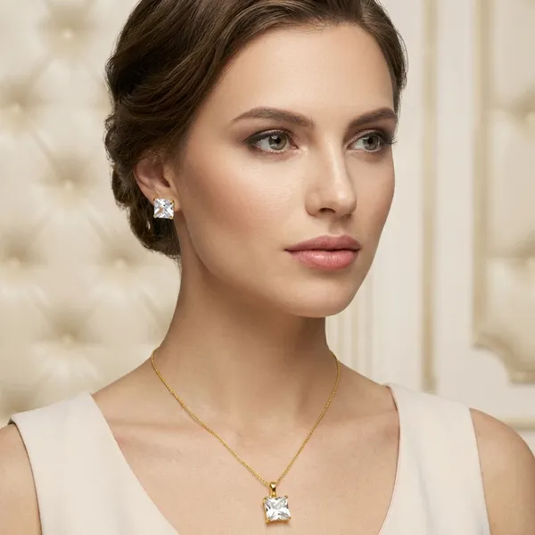Crystal_Gold_Plated_Pendant_And_Earring_Set_For_Women