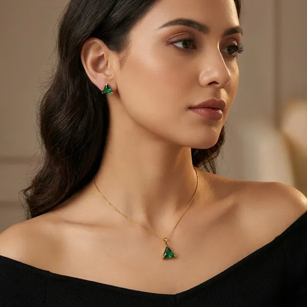 Green_Gold_Plated_Pendant_And_Earring_Set_For_Women