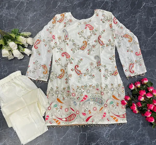 Multicolour_Crepe_Silk_Kurti_With_Pant_Set_For_Women