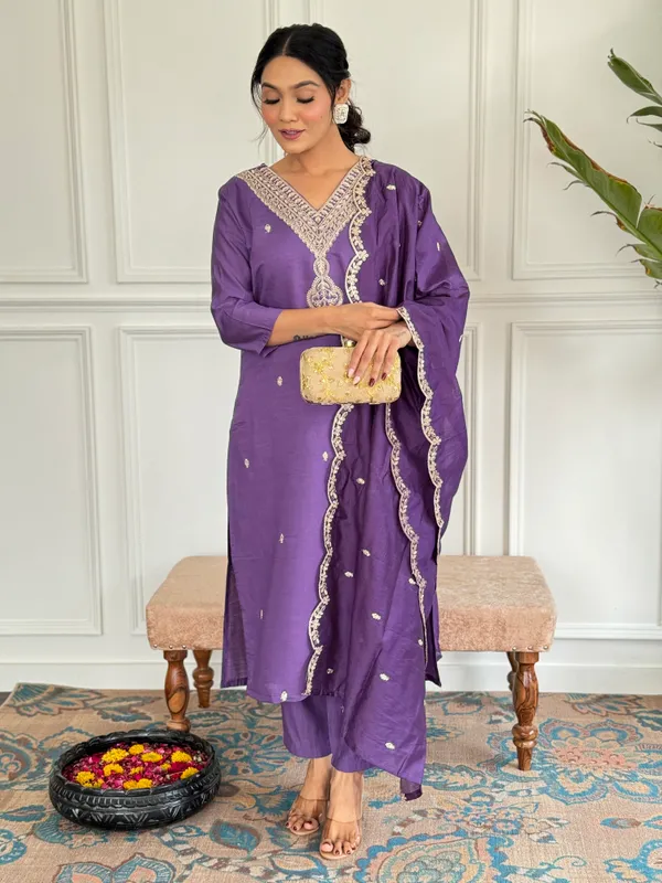 Purple_And_White_Viscose_Chanderi_Kurti_With_Pant_And_Dupatta_Set_For_Women