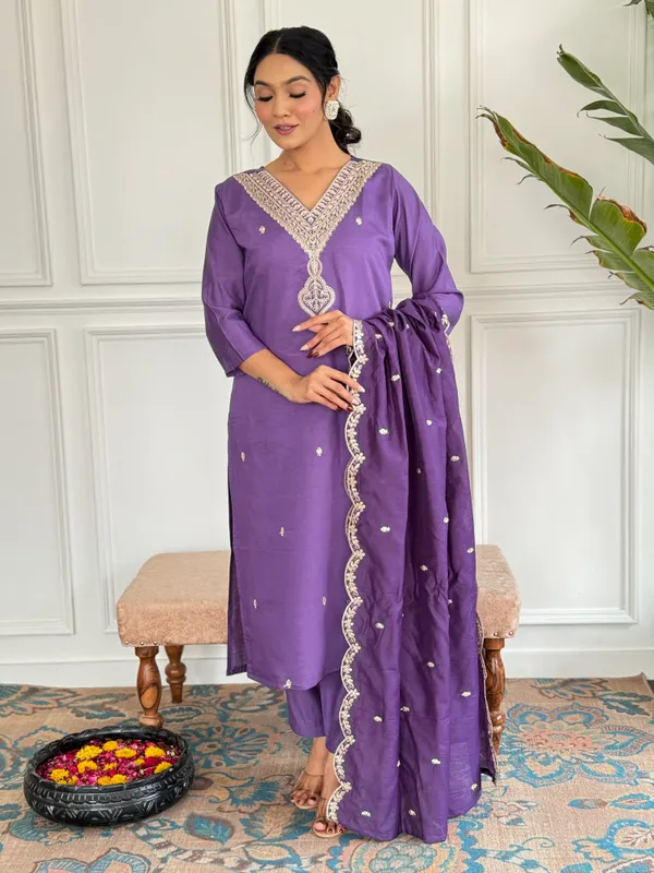 Purple_And_White_Viscose_Chanderi_Kurti_With_Pant_And_Dupatta_Set_For_Women