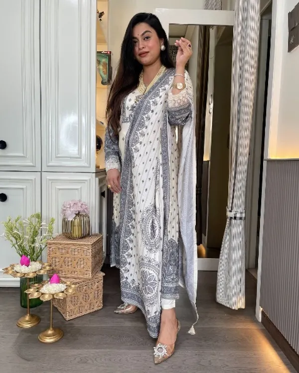 White_And_Balck_Rayon_Kurti_With_Pant_And_Dupatta_Set_For_Women
