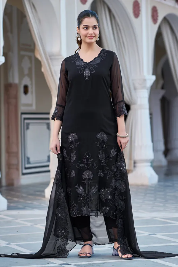 Black_Fox_Blooming_Georgette_Kurti_With_Pant_And_Dupatta_Set_For_Women