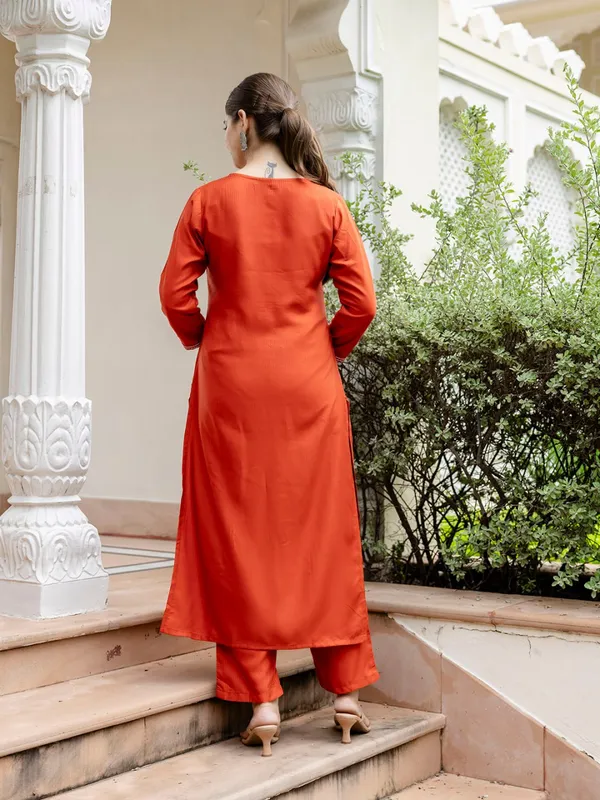 Orange_Viscose_Rayon_Kurti_With_Pant_And_Dupatta_Set_For_Women