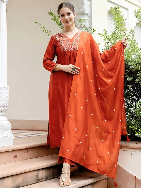 Orange_Viscose_Rayon_Kurti_With_Pant_And_Dupatta_Set_For_Women