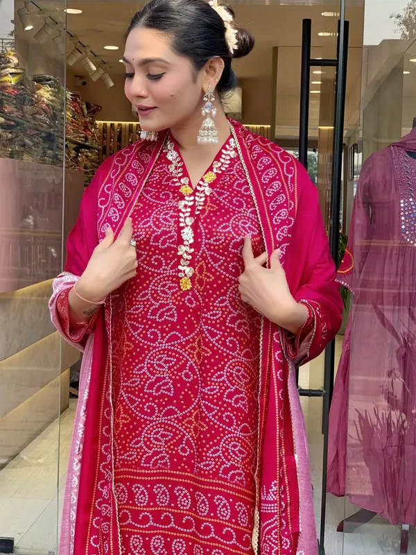 Red_Viscose_Silk_Kurti_With_Pant_And_Dupatta_Set_For_Women