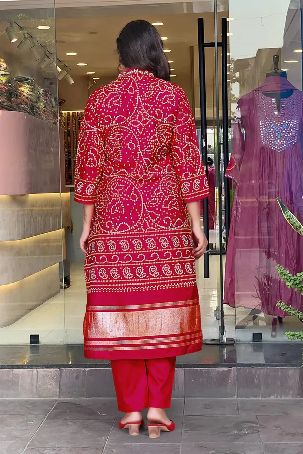 Red_Viscose_Silk_Kurti_With_Pant_And_Dupatta_Set_For_Women