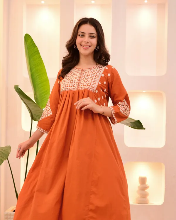 Orange_Viscose_Rayon_Kurti_With_Pant_Set_For_Women