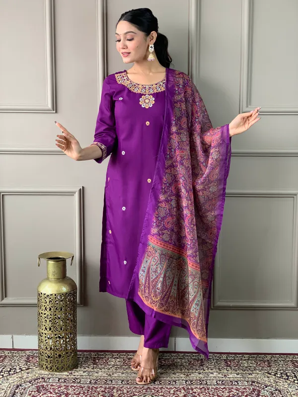Blue_Rayon_Slub_Kurti_With_Pant_And_Dupatta_Set_For_Women