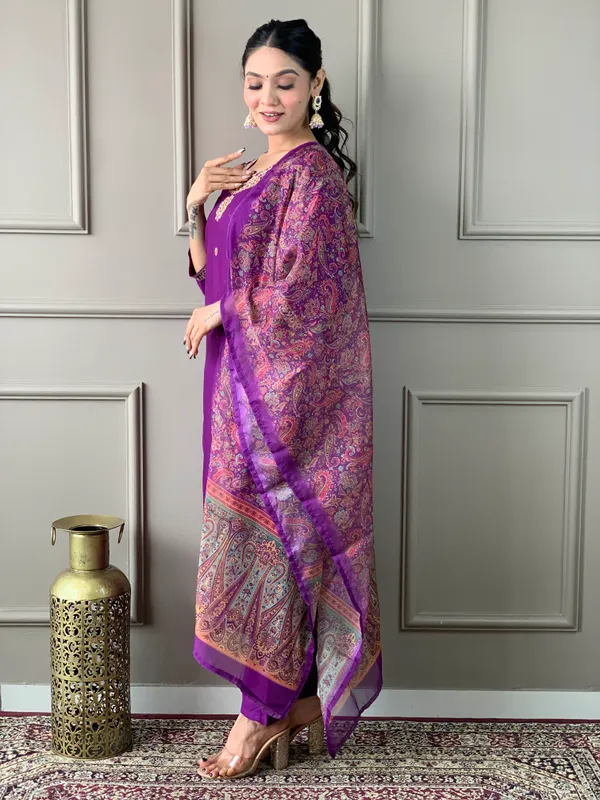 Blue_Rayon_Slub_Kurti_With_Pant_And_Dupatta_Set_For_Women