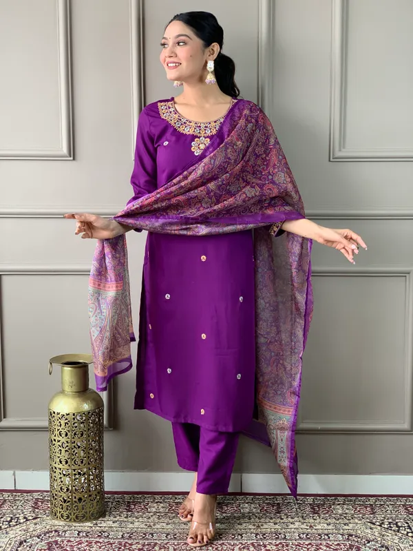 Blue_Rayon_Slub_Kurti_With_Pant_And_Dupatta_Set_For_Women