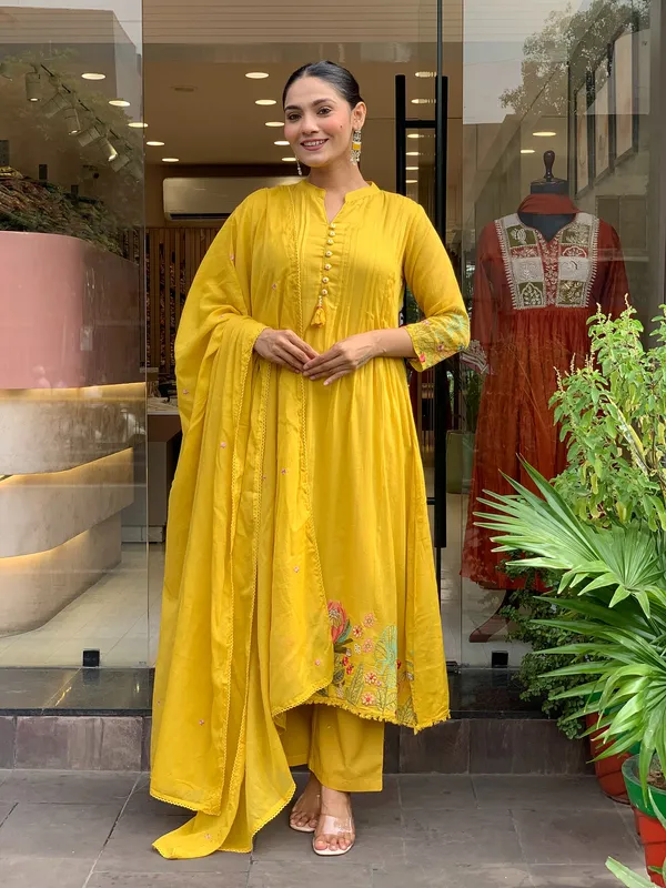 Ganga_Yellow_Chanderi_Silk_Kurti_With_Pant_And_Dupatta_Set_For_Women