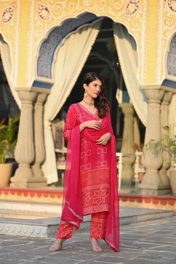 Red_Chinon_Silk_Kurti_With_Pant_And_Dupatta_Set_For_Women