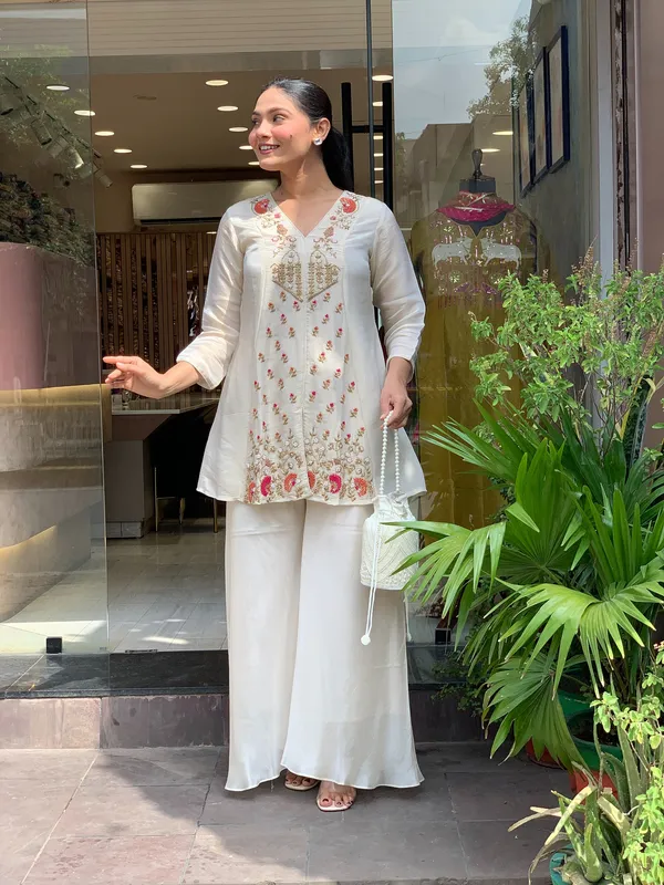Multicolour_Crepe_Silk_Kurti_With_Pant_Set_For_Women