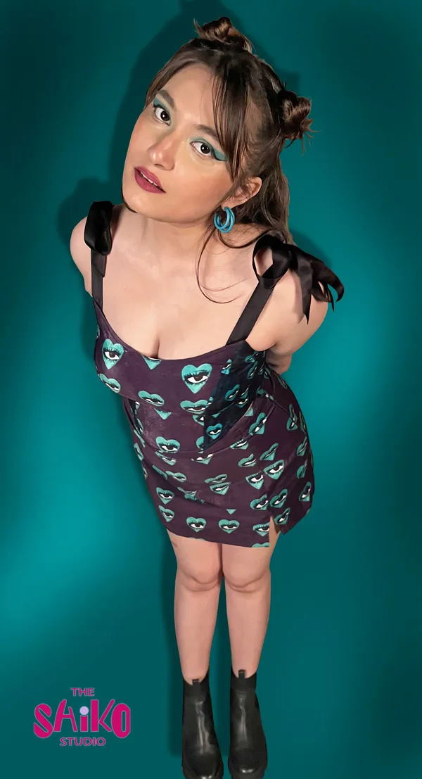 All_Eyes_On_You_Velvet_Skirt