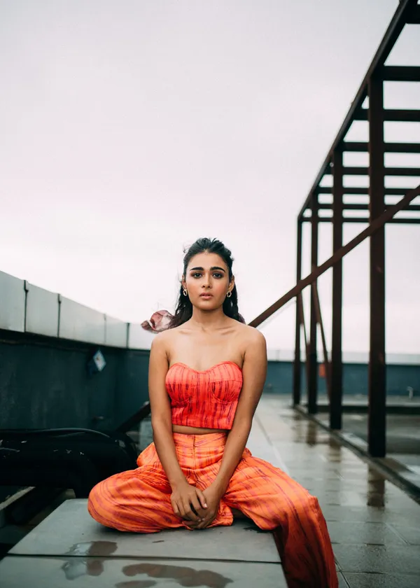 Motion_Through_Orange_And_Red_Coord_Set