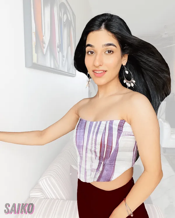 Motion_Through_Violet_Corset