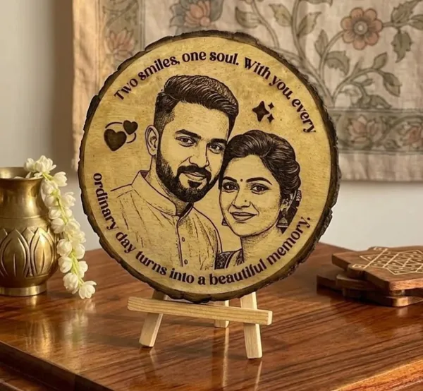 Personalized_Wooden_Photo_Plaque_With_Stand
