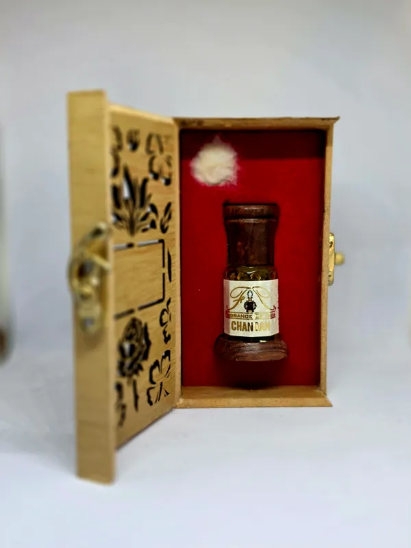 Chandan_Premium_Attar