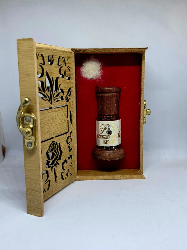Kesar_Premium_Attar