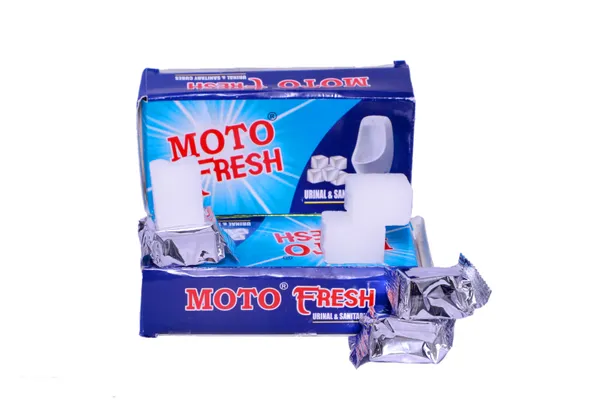 Pack_of_2,_Moto_Fresh_Urinal_&_Sanitary_Cubes