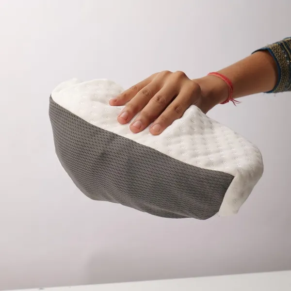 White_Polyester_Fabric_Pillow_Cover_For_Adults