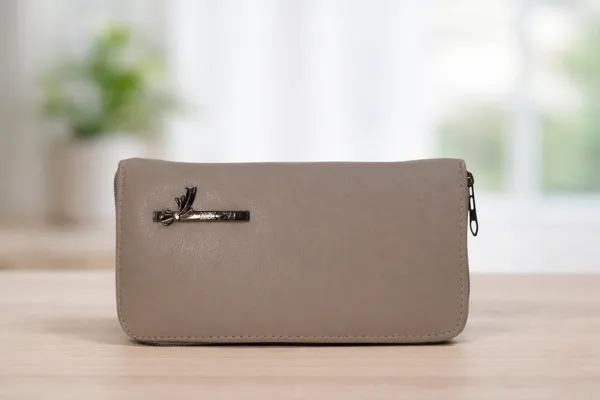Elegant_Grey_Leather_Wallet_With_Zipper_Closure._Buy_1_Get_1_Free_Colour_May_Be_Varey