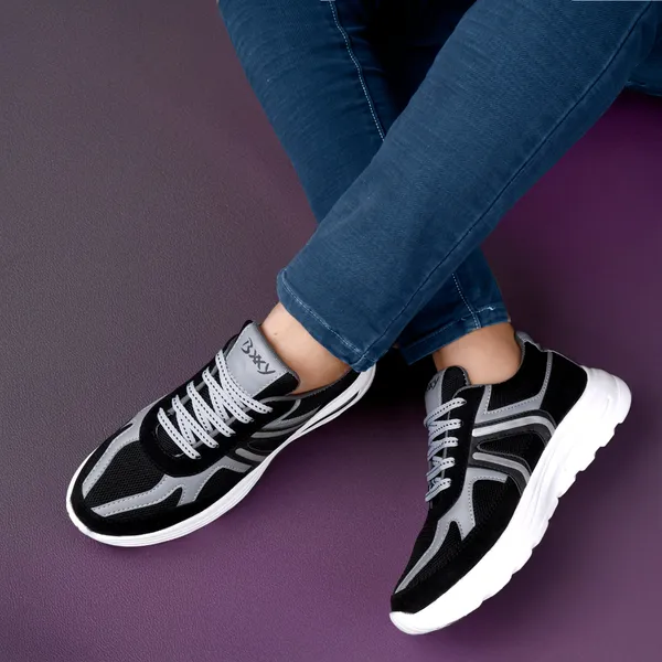 Black_white_Memory_Foam_Sports_Shoes_For_Men